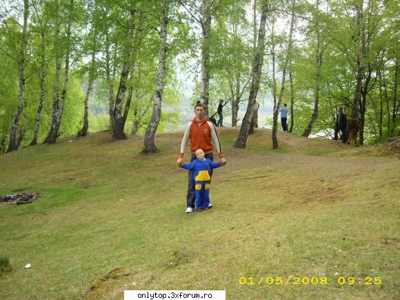 vreau sa  mai pun ceva mushcisori pe mine si nush ce sport sa ce parere aveti ? :hi:  :hi:  :nod: as